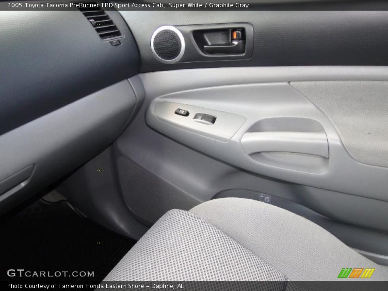 Super White / Graphite Gray 2005 Toyota Tacoma PreRunner TRD Sport Access Cab