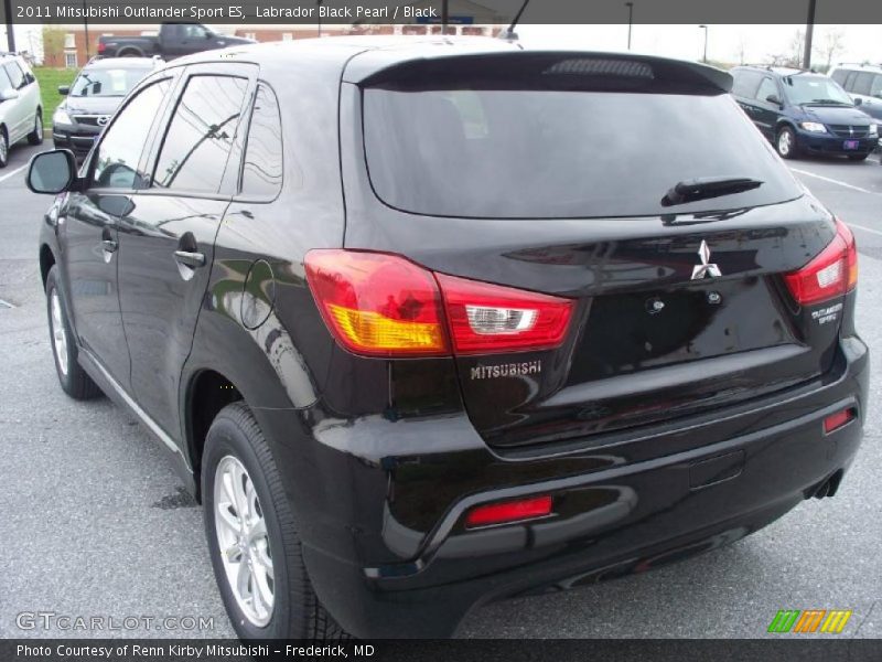 Labrador Black Pearl / Black 2011 Mitsubishi Outlander Sport ES