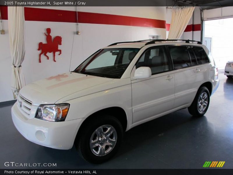 Super White / Gray 2005 Toyota Highlander I4