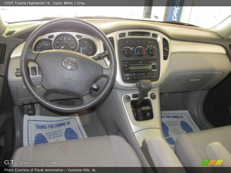 Super White / Gray 2005 Toyota Highlander I4