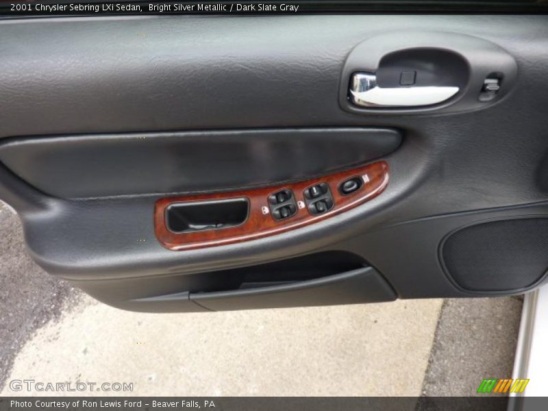 Bright Silver Metallic / Dark Slate Gray 2001 Chrysler Sebring LXi Sedan