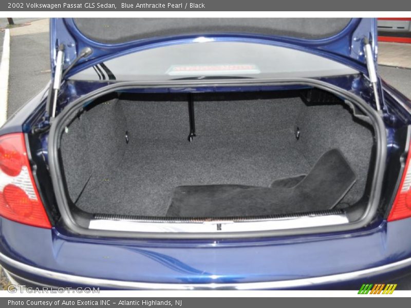 Blue Anthracite Pearl / Black 2002 Volkswagen Passat GLS Sedan
