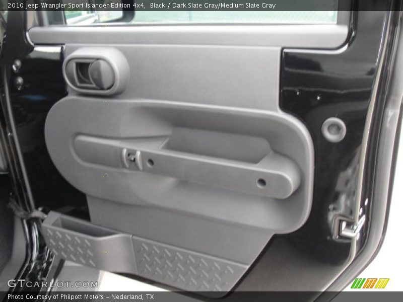 Door Panel of 2010 Wrangler Sport Islander Edition 4x4