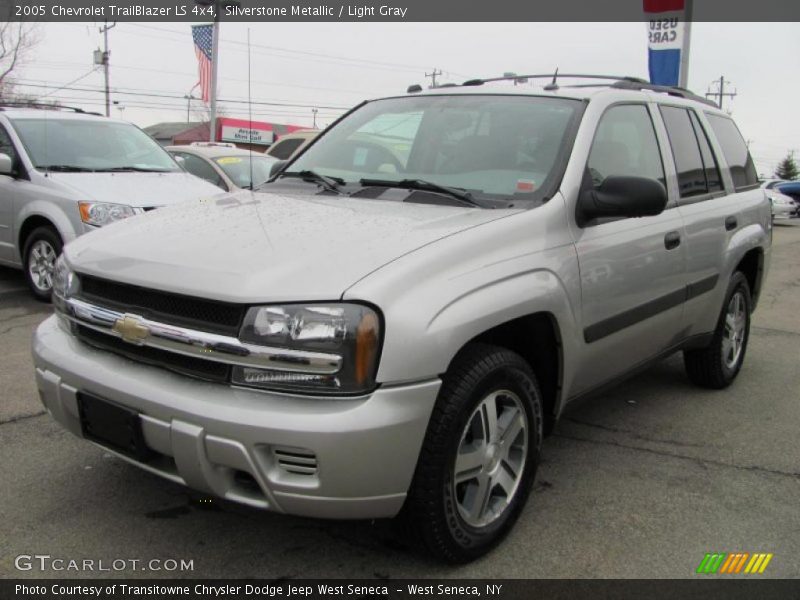 Silverstone Metallic / Light Gray 2005 Chevrolet TrailBlazer LS 4x4