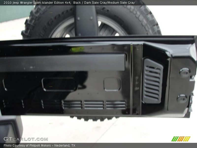 Black / Dark Slate Gray/Medium Slate Gray 2010 Jeep Wrangler Sport Islander Edition 4x4