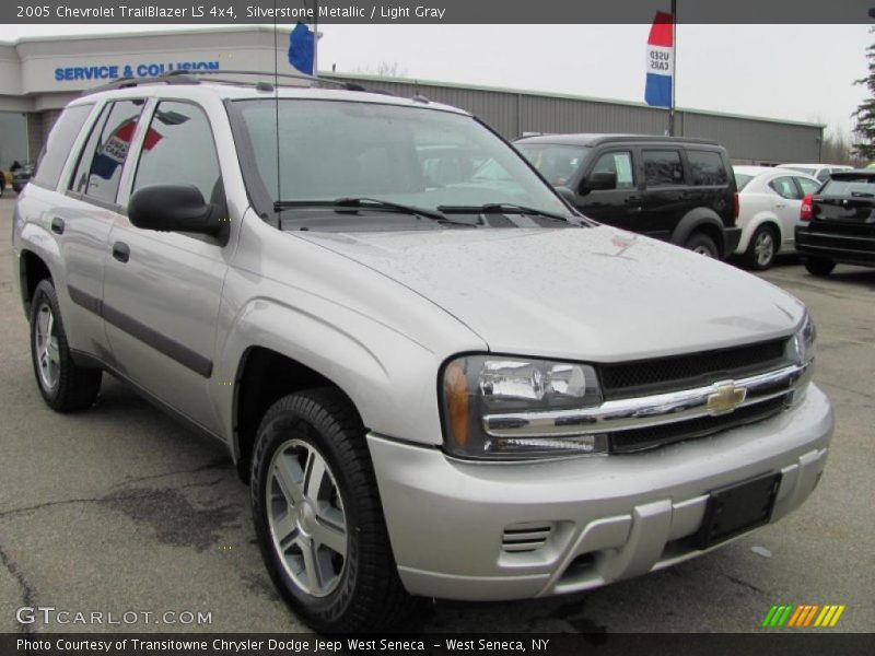 Silverstone Metallic / Light Gray 2005 Chevrolet TrailBlazer LS 4x4
