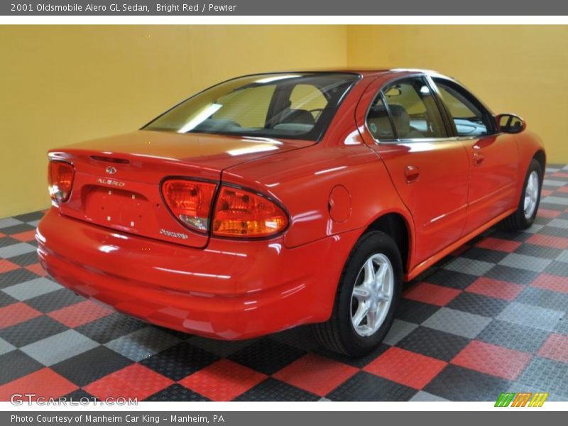 Bright Red / Pewter 2001 Oldsmobile Alero GL Sedan
