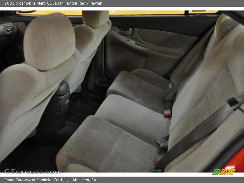 Bright Red / Pewter 2001 Oldsmobile Alero GL Sedan