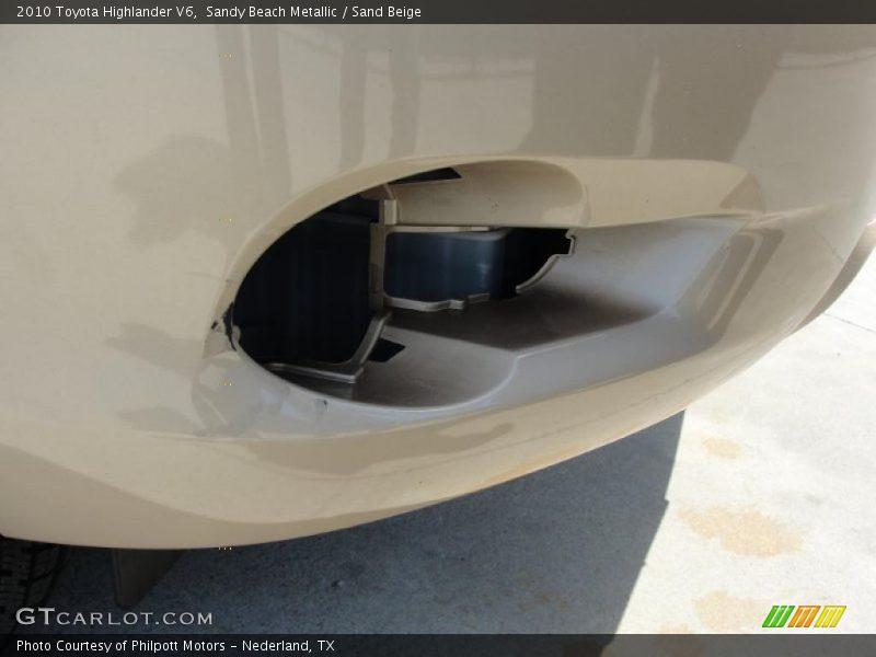 Sandy Beach Metallic / Sand Beige 2010 Toyota Highlander V6