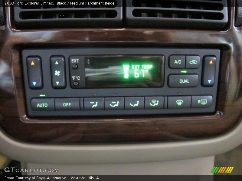 Black / Medium Parchment Beige 2003 Ford Explorer Limited