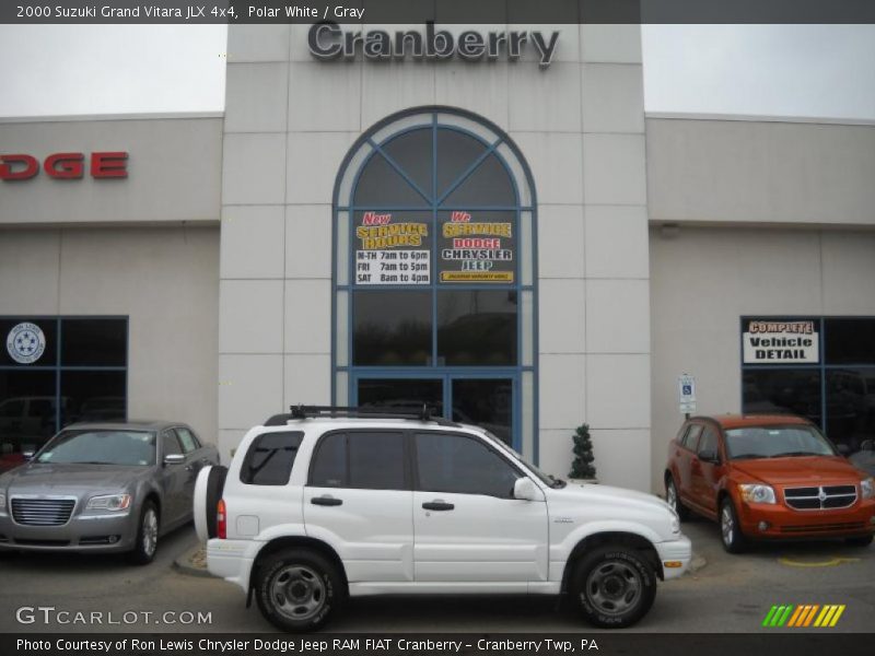 Polar White / Gray 2000 Suzuki Grand Vitara JLX 4x4