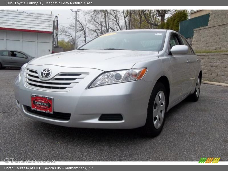 Magnetic Gray Metallic / Ash 2009 Toyota Camry LE