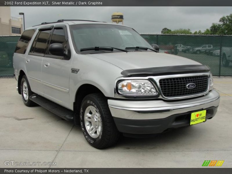 Silver Metallic / Dark Graphite 2002 Ford Expedition XLT
