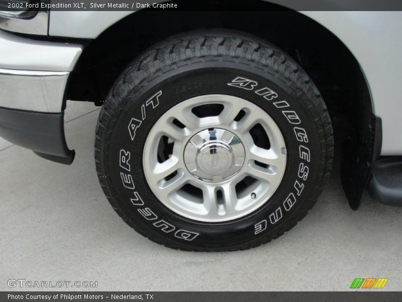 Silver Metallic / Dark Graphite 2002 Ford Expedition XLT