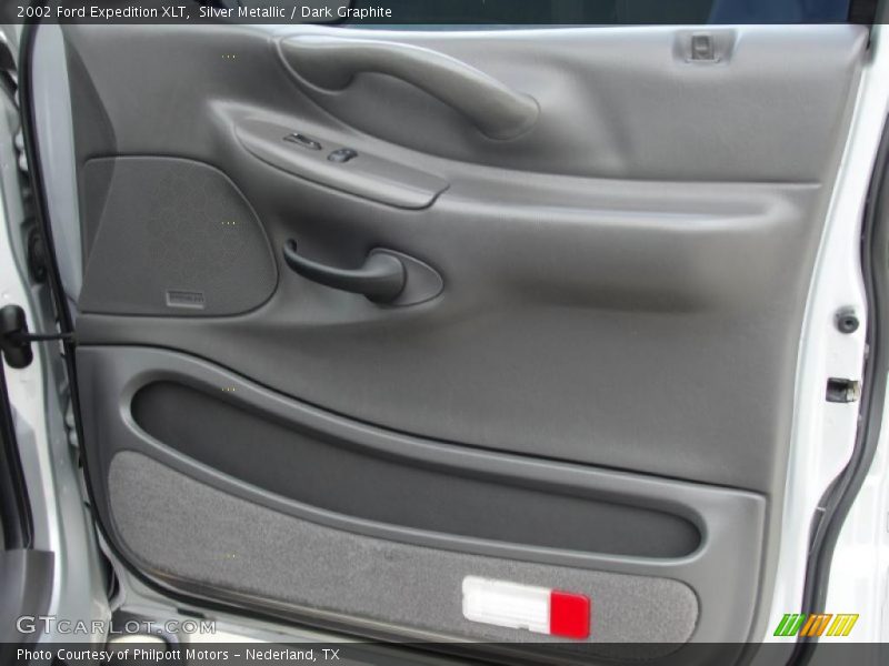 Silver Metallic / Dark Graphite 2002 Ford Expedition XLT