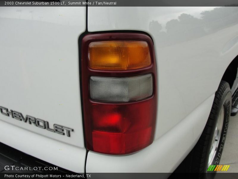 Summit White / Tan/Neutral 2003 Chevrolet Suburban 1500 LT