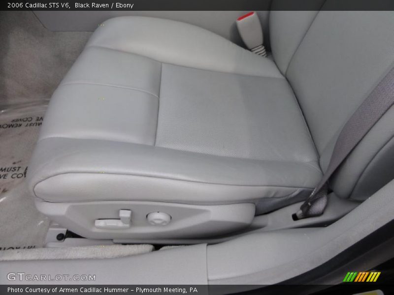 Black Raven / Ebony 2006 Cadillac STS V6