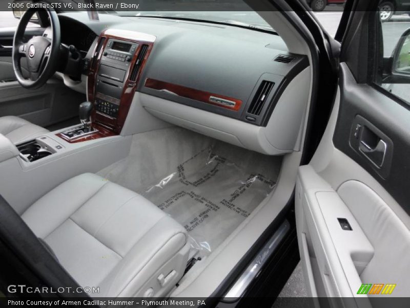 Black Raven / Ebony 2006 Cadillac STS V6