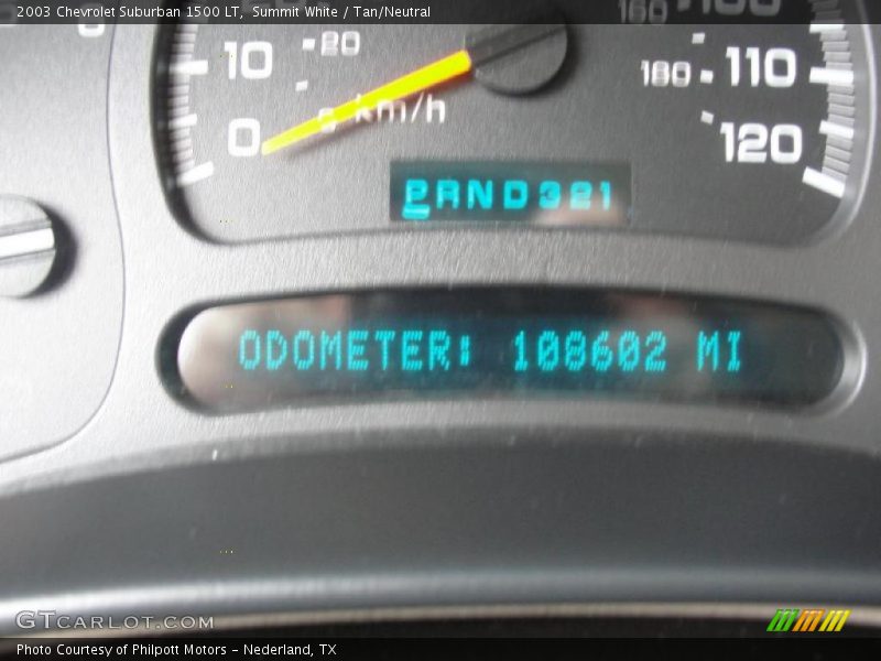 Summit White / Tan/Neutral 2003 Chevrolet Suburban 1500 LT