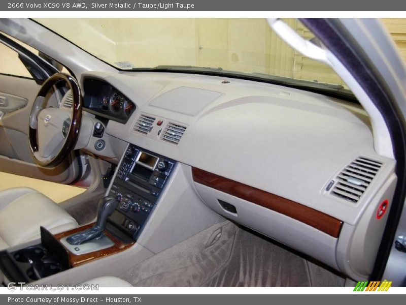 Silver Metallic / Taupe/Light Taupe 2006 Volvo XC90 V8 AWD