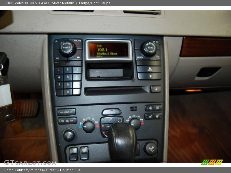 Silver Metallic / Taupe/Light Taupe 2006 Volvo XC90 V8 AWD