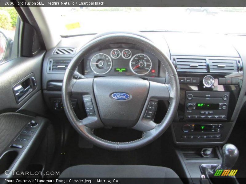 Dashboard of 2006 Fusion SEL