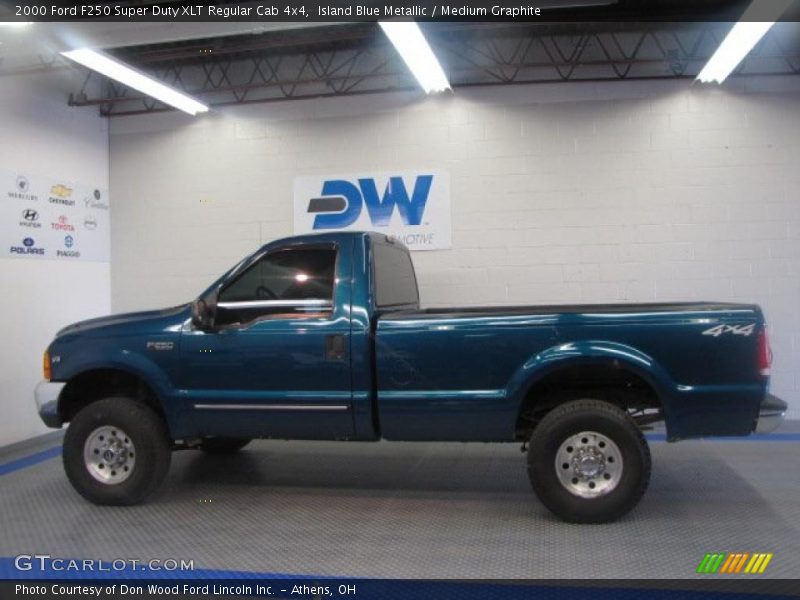 Island Blue Metallic / Medium Graphite 2000 Ford F250 Super Duty XLT Regular Cab 4x4