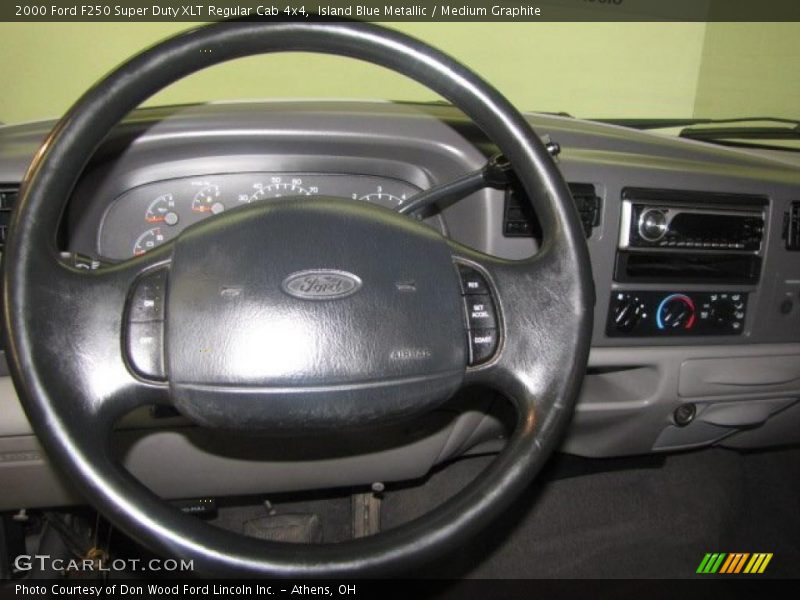 Island Blue Metallic / Medium Graphite 2000 Ford F250 Super Duty XLT Regular Cab 4x4