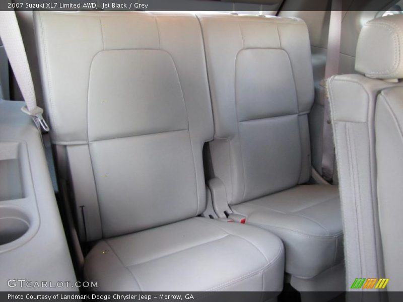  2007 XL7 Limited AWD Grey Interior