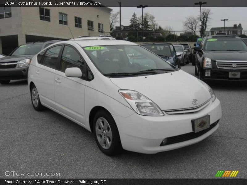 Super White / Brown/Ivory 2004 Toyota Prius Hybrid