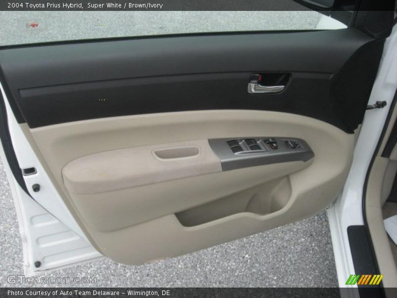 Super White / Brown/Ivory 2004 Toyota Prius Hybrid