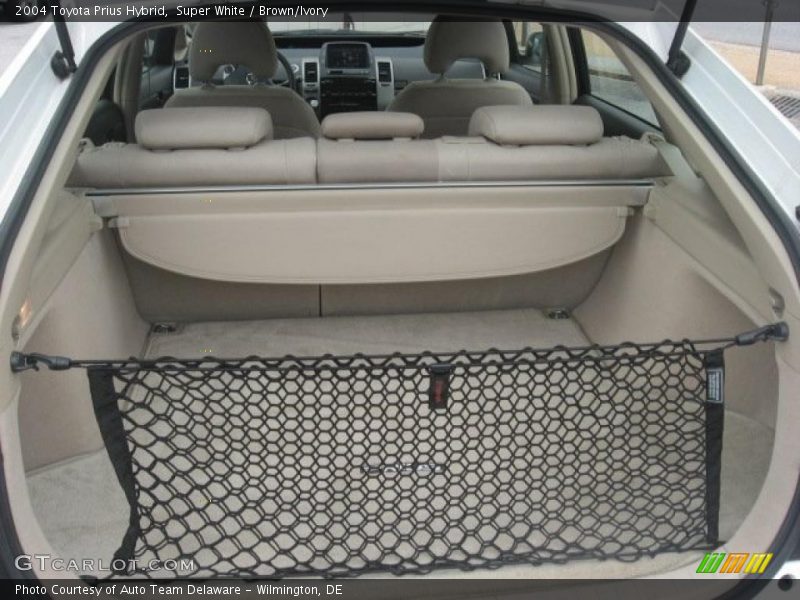 Super White / Brown/Ivory 2004 Toyota Prius Hybrid