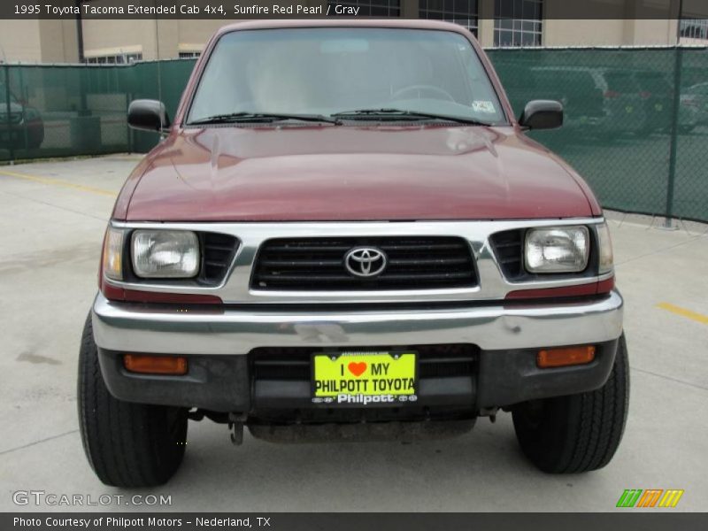 Sunfire Red Pearl / Gray 1995 Toyota Tacoma Extended Cab 4x4