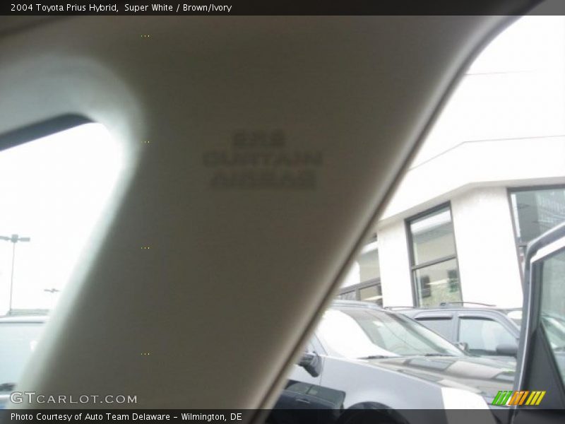 Super White / Brown/Ivory 2004 Toyota Prius Hybrid