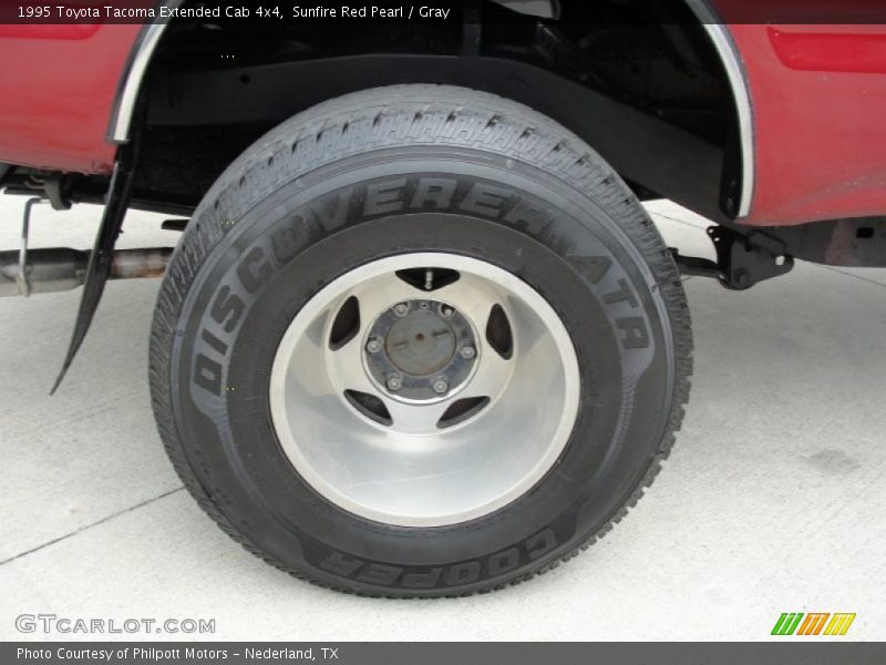 Custom Wheels of 1995 Tacoma Extended Cab 4x4