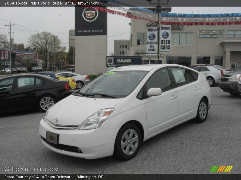 Super White / Brown/Ivory 2004 Toyota Prius Hybrid