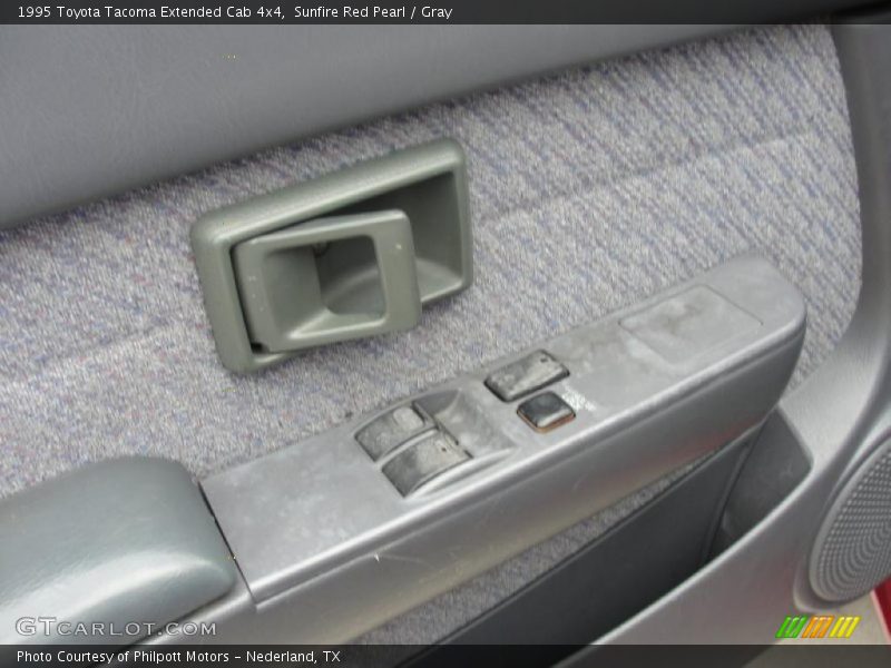 Sunfire Red Pearl / Gray 1995 Toyota Tacoma Extended Cab 4x4