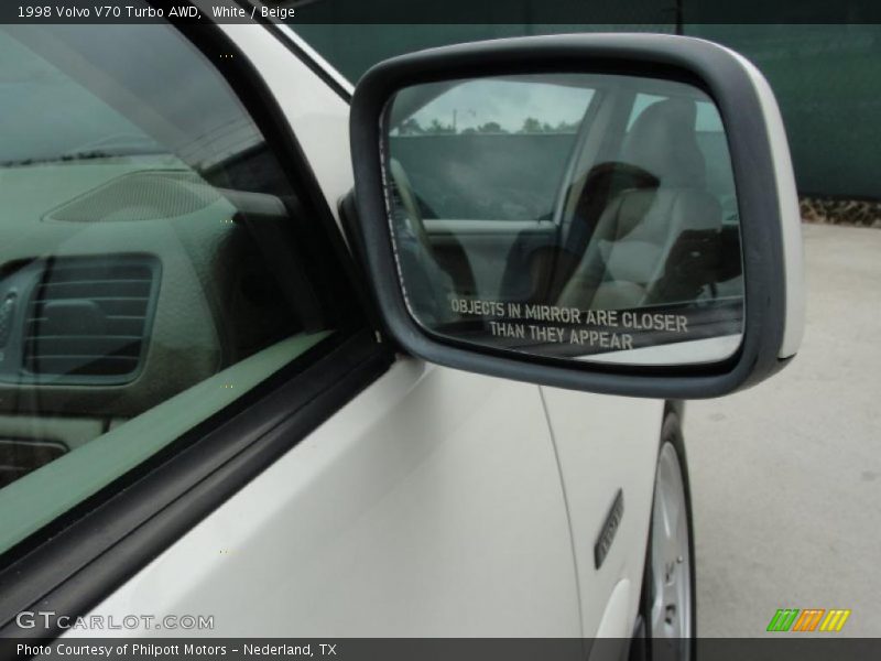 White / Beige 1998 Volvo V70 Turbo AWD