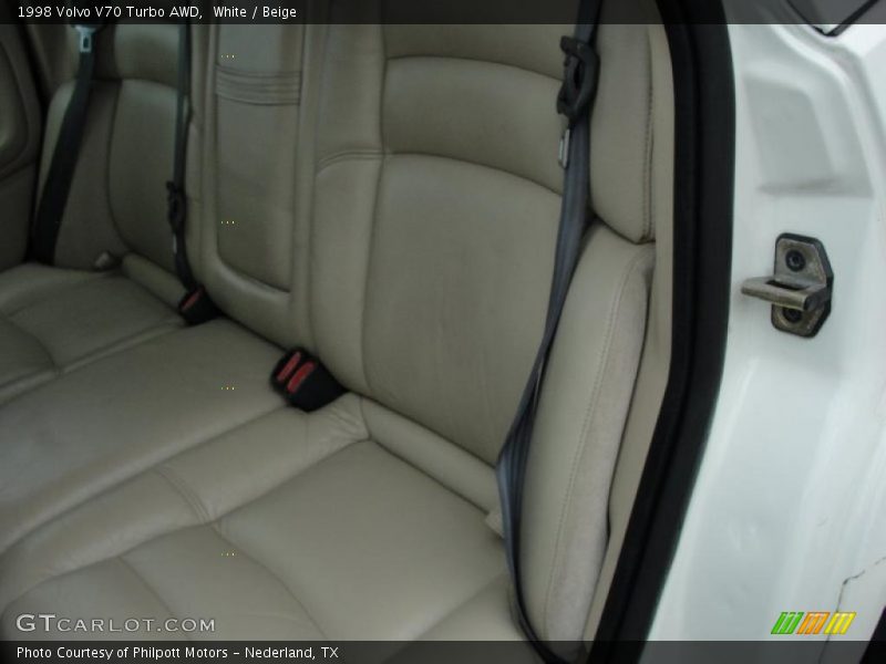 White / Beige 1998 Volvo V70 Turbo AWD