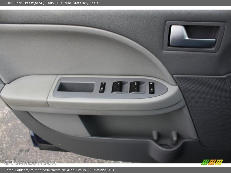 Dark Blue Pearl Metallic / Shale 2005 Ford Freestyle SE