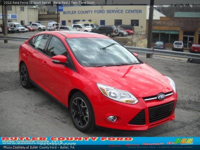 Race Red / Two-Tone Sport 2012 Ford Focus SE Sport Sedan