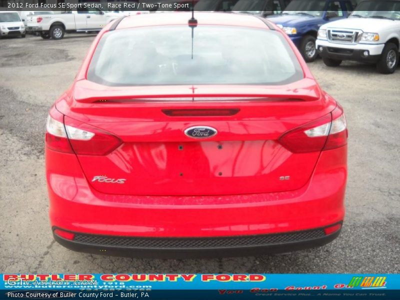 Race Red / Two-Tone Sport 2012 Ford Focus SE Sport Sedan