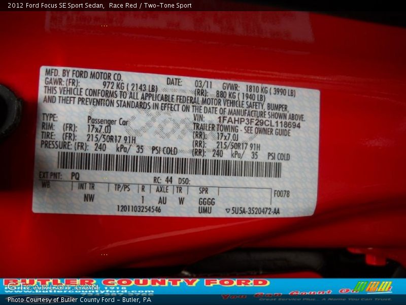 Race Red / Two-Tone Sport 2012 Ford Focus SE Sport Sedan