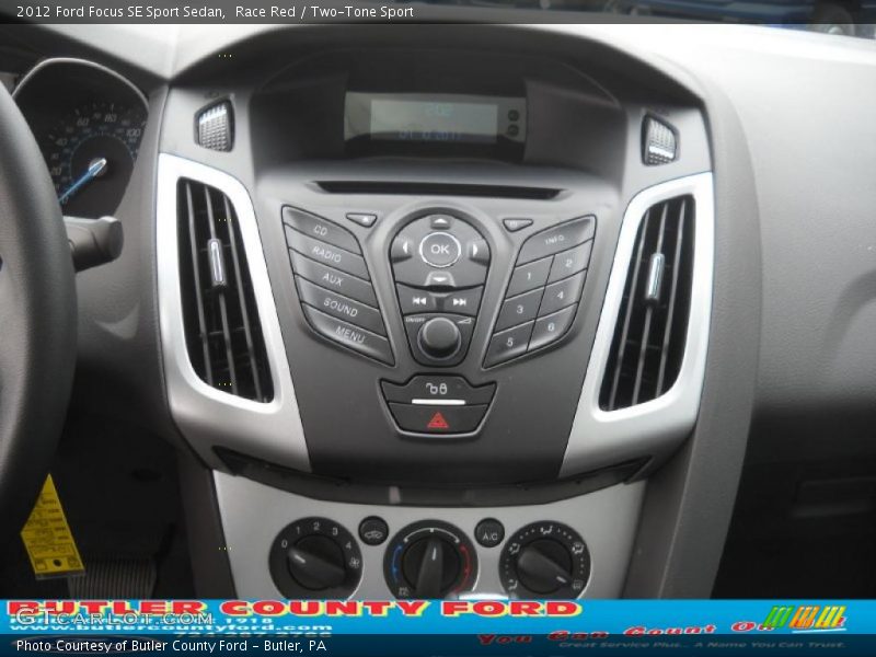 Race Red / Two-Tone Sport 2012 Ford Focus SE Sport Sedan