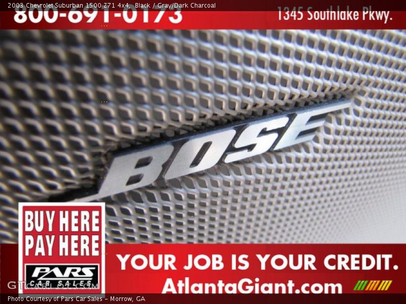 Black / Gray/Dark Charcoal 2003 Chevrolet Suburban 1500 Z71 4x4
