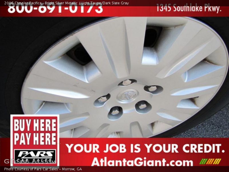 Bright Silver Metallic / Light Taupe/Dark Slate Gray 2006 Chrysler Pacifica