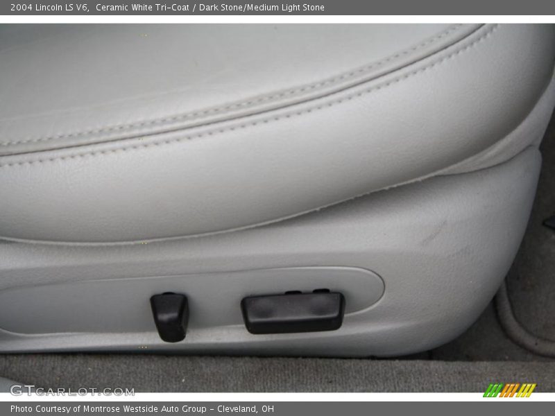 Ceramic White Tri-Coat / Dark Stone/Medium Light Stone 2004 Lincoln LS V6