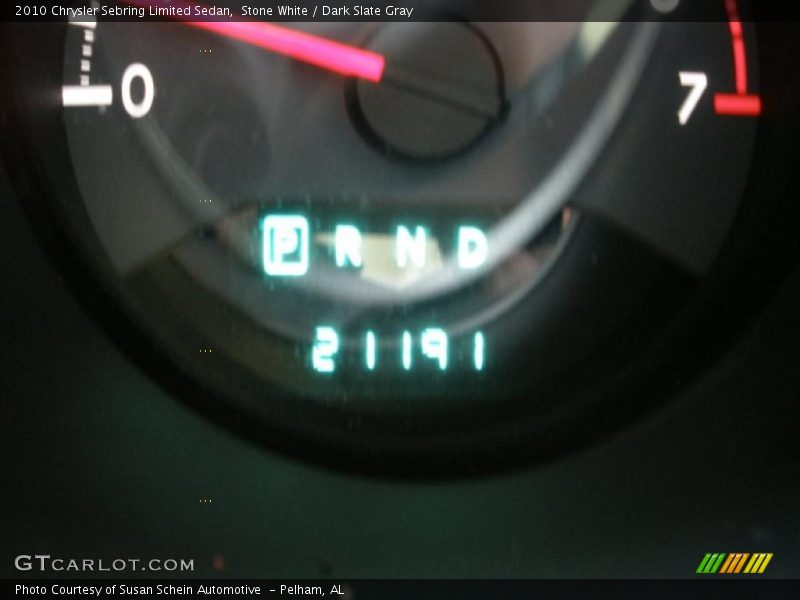 Stone White / Dark Slate Gray 2010 Chrysler Sebring Limited Sedan