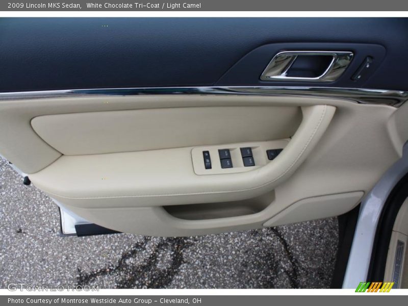 White Chocolate Tri-Coat / Light Camel 2009 Lincoln MKS Sedan