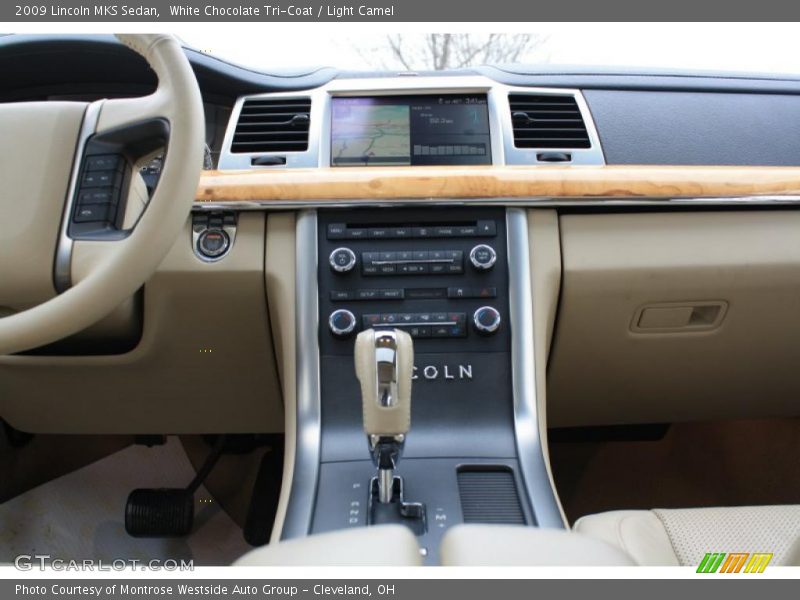 White Chocolate Tri-Coat / Light Camel 2009 Lincoln MKS Sedan
